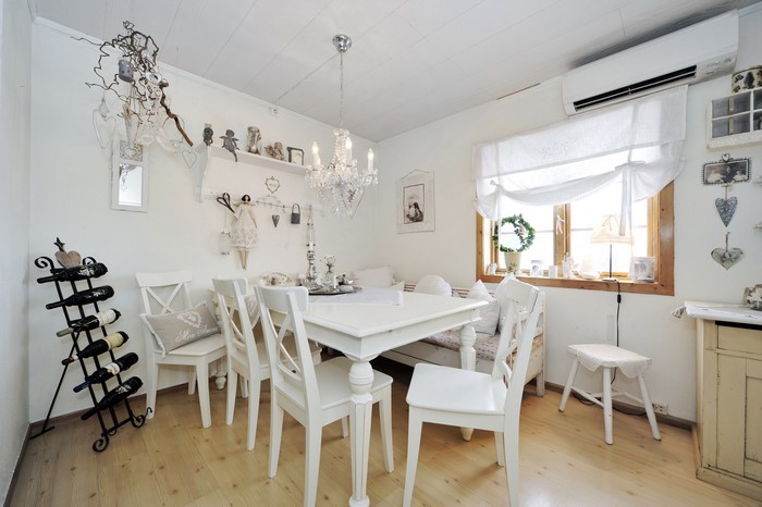 Dining Room with Table and Chairs