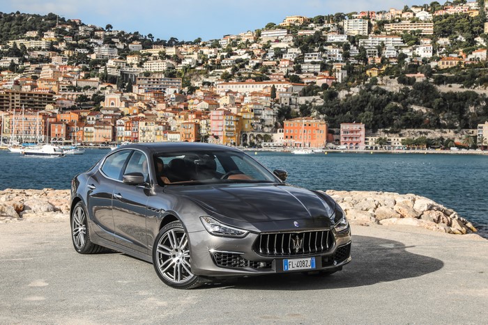 2017-18 Maserati Ghibli S GranLusso in Grey