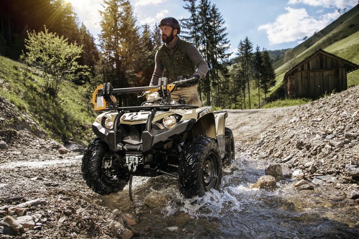 2018 Yamaha Kodiak 450 EPS ATV in a stream