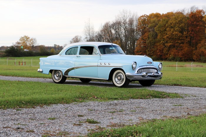 4K 1953 Buick Special Tourback Sedanet
