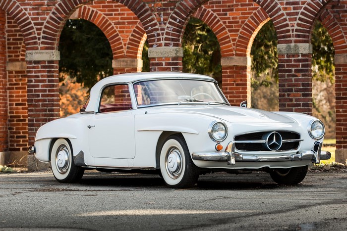 White 1961 Mercedes-Benz 190 SL convertible
