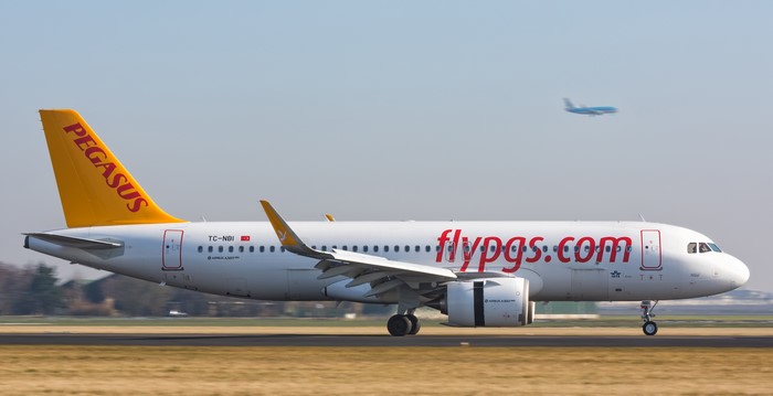 Pegasus Airbus A320-251N TC-NBI on runway