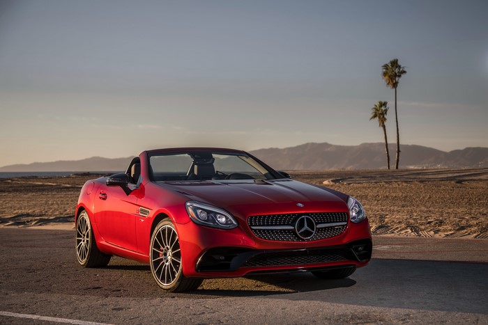 4K Red Metallic Mercedes-Benz SLC 43 Cabriolet