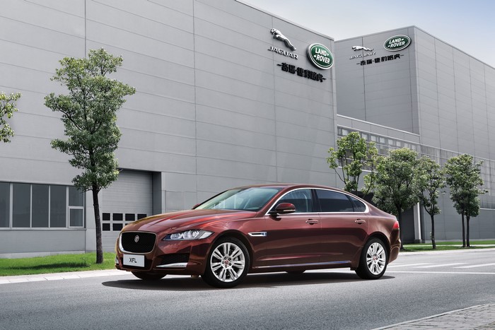 2016 Jaguar XFL in Wine Color
