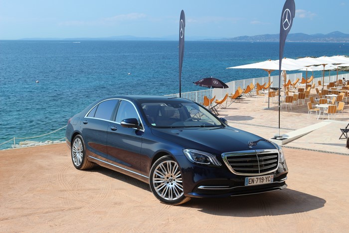 Mercedes-Benz S 560 Lang 4MATIC Sedan by the Sea