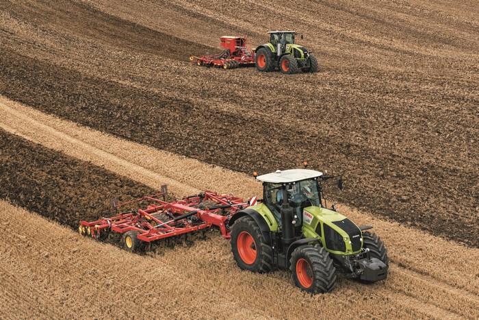 4K: 2011-17 Claas Axion 950 Tractors Tilling Fields