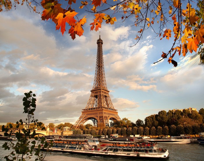 Eiffel Tower in Paris during Autumn