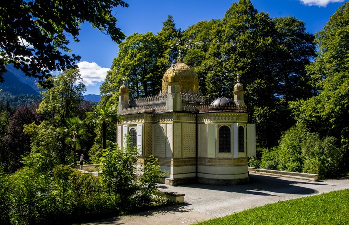 4K Schlosspark Linderhof Maurisches Kiosk Germany