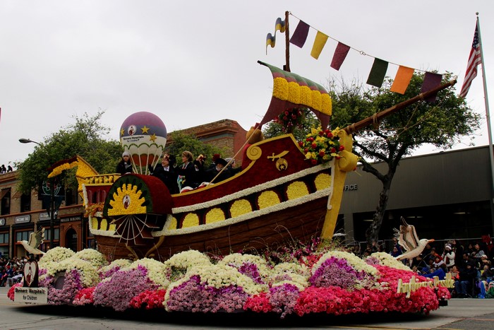 Children's Hospitals float in a parade