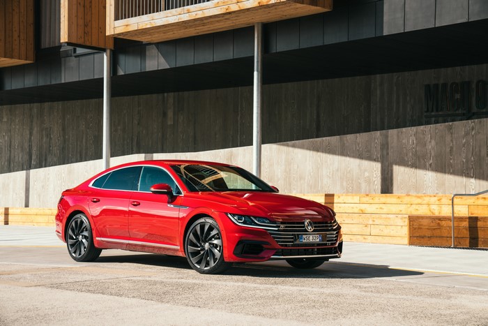 Red 2017-18 Volkswagen Arteon