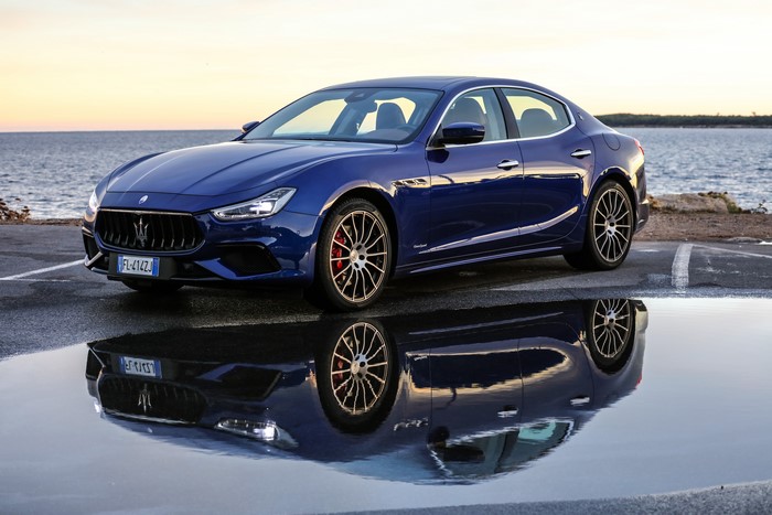 Blue Maserati Ghibli S GranSport with reflection