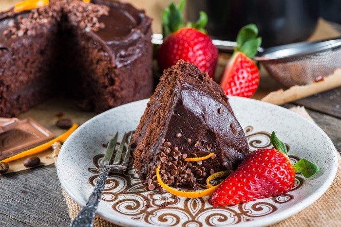 Chocolate cake slice with strawberries