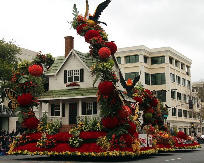 Rose Parade Float with House and Birds in Pasadena