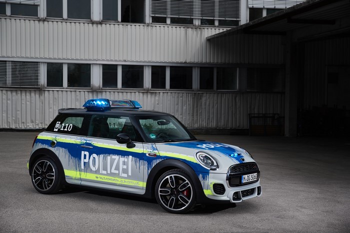 4K 2018 Mini John Cooper Works Polizei