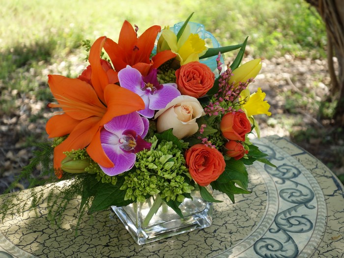Bouquet of Lilies, Roses, Orchids, Daffodils, and Hydrangea