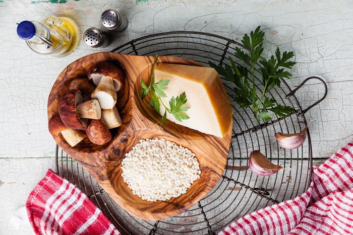 Mushrooms, Cheese, Garlic, and Rice Ingredients