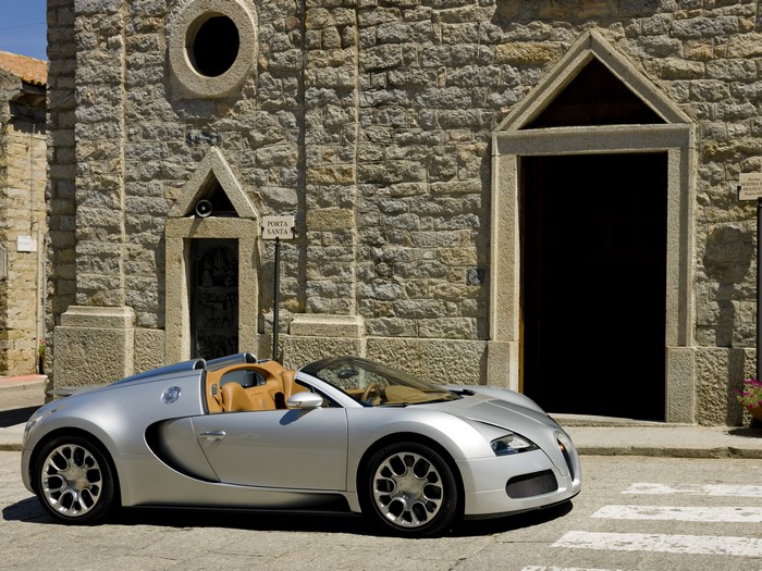 Silver 2009 Bugatti Veyron 16.4 Grand Sport Roadster