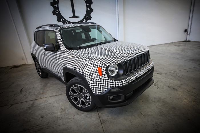 4K Jeep Renegade Tailor Made by Garage Italia Customs