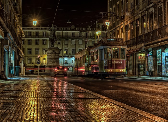 4K Lisbon Portugal Street at Night