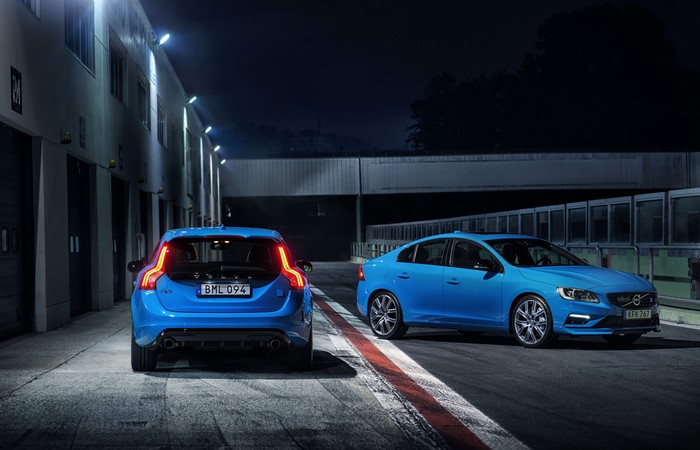 4K Volvo Two Light Blue Cars