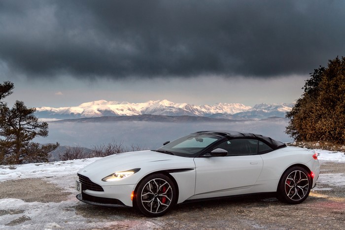 2019 Aston Martin DB11 V8 Volante convertible