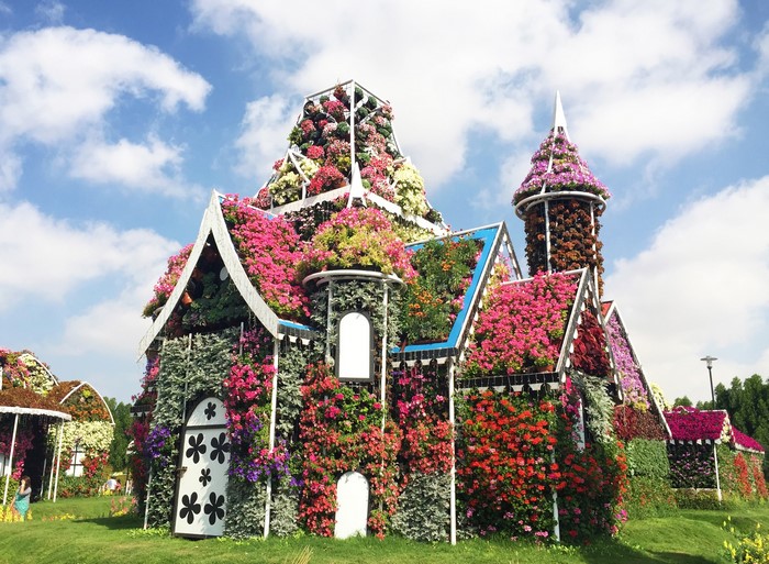 Flower-covered houses in Miracle Garden, Dubai