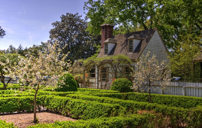 Colonial House and Garden in Williamsburg, Virginia