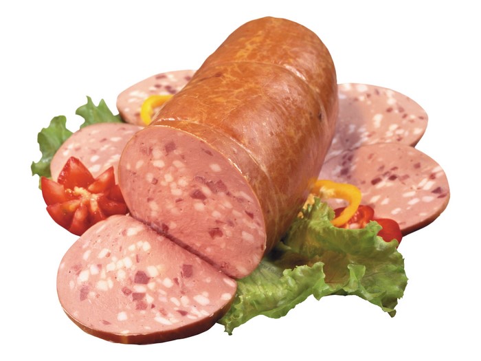 Sliced sausage with lettuce and tomatoes