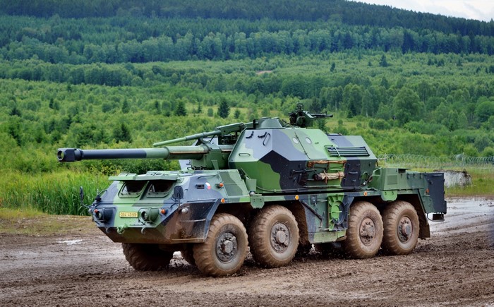 ShKH vz.77 DANA self-propelled howitzer