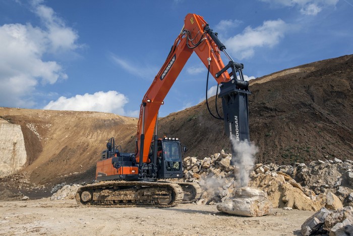 Doosan DX300LC-5 Crawler Excavator breaking stones