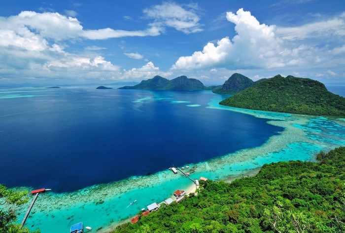 Tropical islands and turquoise waters of Malaysia