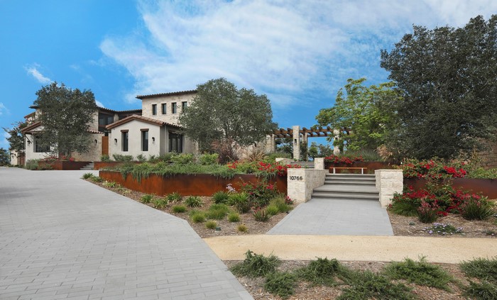 Luxury House with Landscaping and Pergola in San Diego