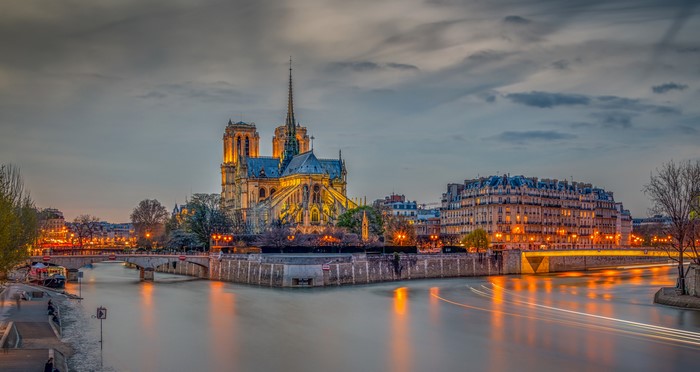 Notre Dame Cathedral and Seine River at dusk, Paris