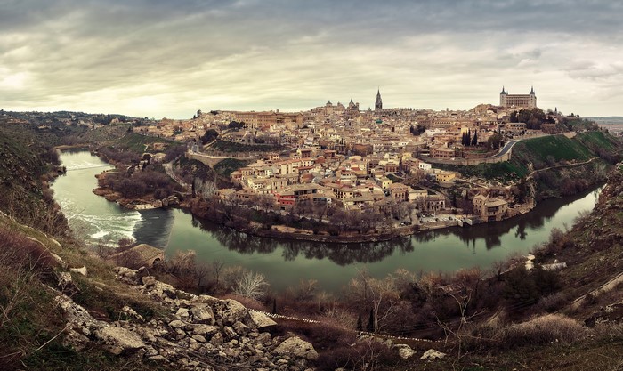 4K Toledo Spain Houses Rivers Evening