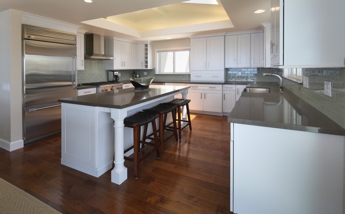 Modern Kitchen with Island and Stainless Steel Appliances