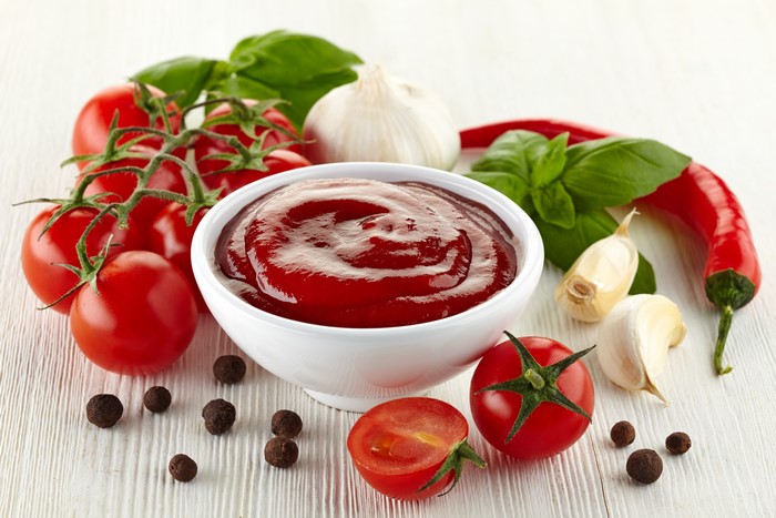 Ketchup with Tomatoes, Garlic, Chili Pepper, and Basil