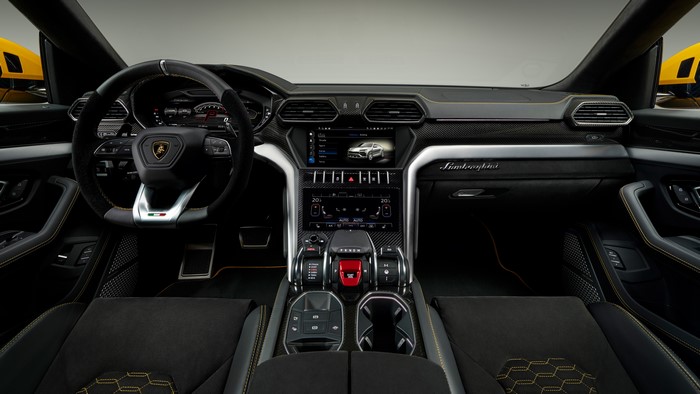 Lamborghini Urus Interior