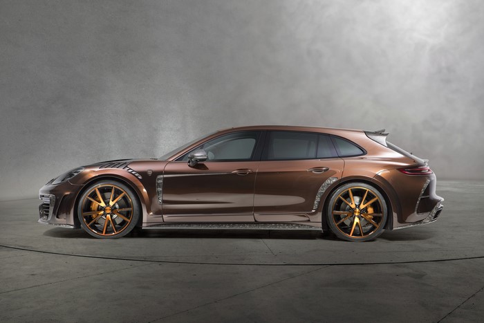 4K Porsche Panamera Sport Mansory Side View