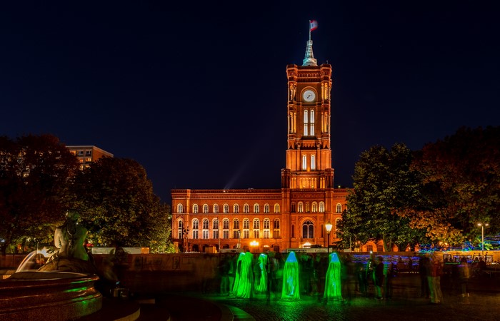 Rotes Rathaus Berlin at Night with Fountain