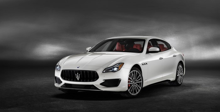 4K 2019 Maserati Quattroporte GTS GranSport