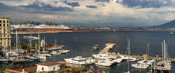 4K Napoli Italy Marinas with Yachts and Cruise Ship