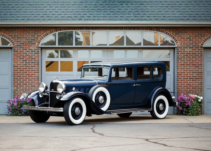 1932 Lincoln KB 5-passenger Sedan