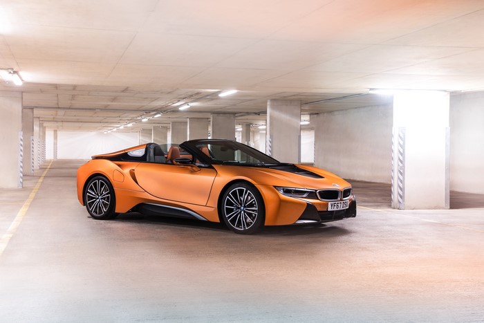 2018 BMW i8 Roadster in Orange