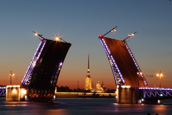 Divorced bridge over Neva River in St. Petersburg at dusk