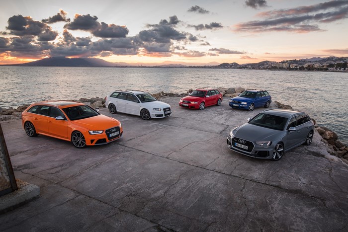 Audi RS4 Avant cars by the sea