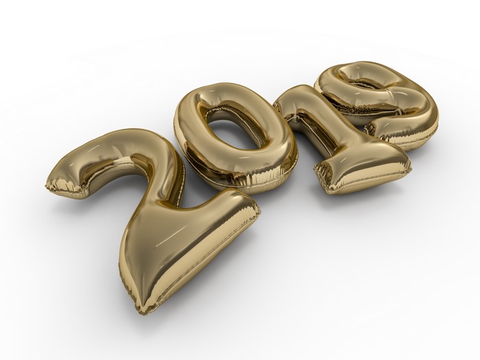 Golden 2019 balloons