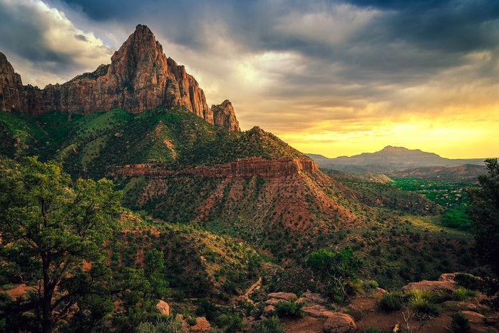 4K Zion National Park Majestic Sunset View