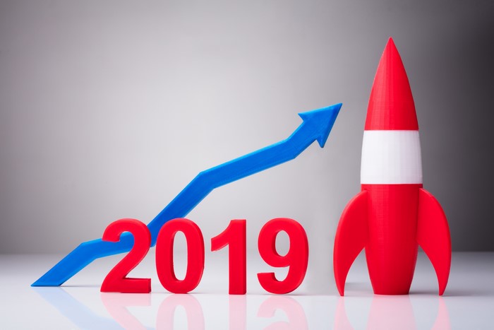 Rocket and 2019 growth arrow