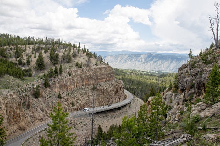 Grand Loop Road through Golden Gate Canyon, Yellowstone