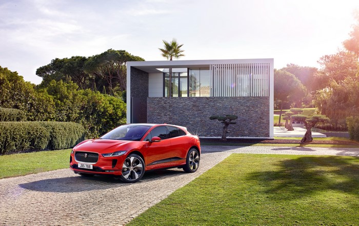 Red Jaguar I-Pace EV400 AWD HSE Worldwide